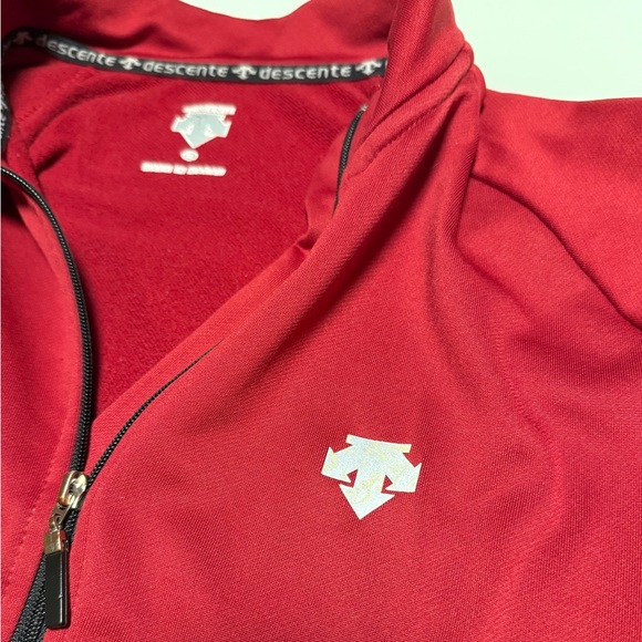 Descente Vintage Red and Black Zip-Up Jacket - Picture 6 of 6